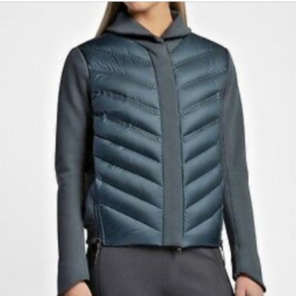 Nike tech Fleece Green Down Puffer Full zip Jacket Ladies size M